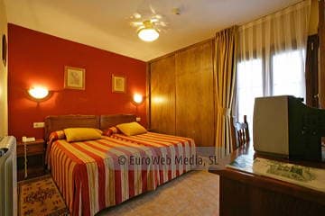 Habitación 3. Hotel rural Peña Castil