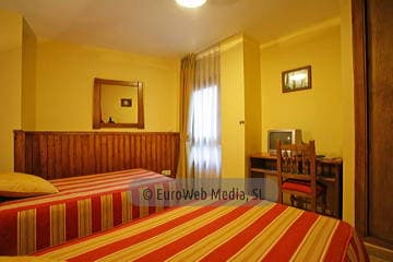 Habitación 4. Hotel rural Peña Castil