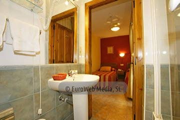 Habitación 8. Hotel rural Peña Castil
