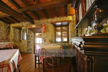 Restaurante. Hotel rural Peña Castil