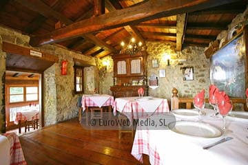 Restaurante. Hotel rural Peña Castil
