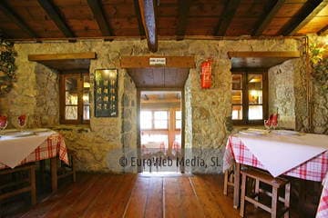 Restaurante. Hotel rural Peña Castil
