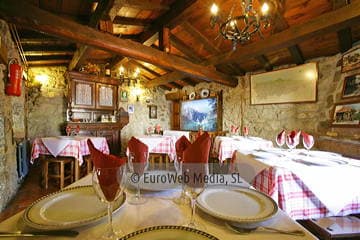 Restaurante. Hotel rural Peña Castil