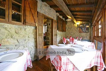 Restaurante. Hotel rural Peña Castil