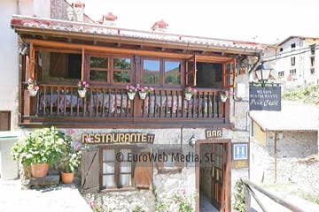 Zona exterior. Hotel rural Peña Castil