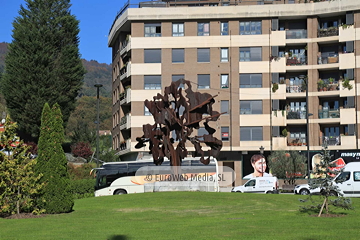 Escultura «El monumento al roble»