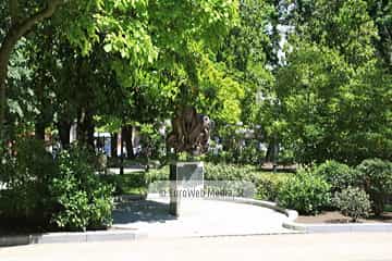 Escultura «Manolo Avello»