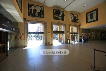 Escultura «Murales de la estación de Renfe»