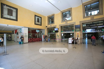 Escultura «Murales de la estación de Renfe»