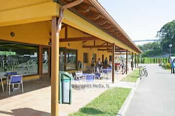 Terraza. Camping San Pedro de La Ribera
