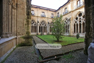 Claustro en la Catedral de Oviedo