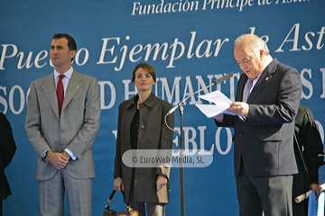Sociedad «Humanitarios de San Martín» y pueblo de Moreda, Premio al Pueblo Ejemplar de Asturias 2007. Sociedad Humanitarios de San Martín y pueblo de Moreda, Premio al Pueblo Ejemplar de Asturias 2007