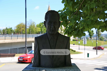 Escultura «Busto de Juan Antonio Álvarez Rabanal»