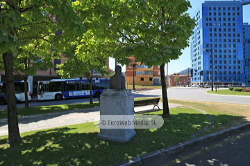 Escultura «Busto de Juan Antonio Álvarez Rabanal»