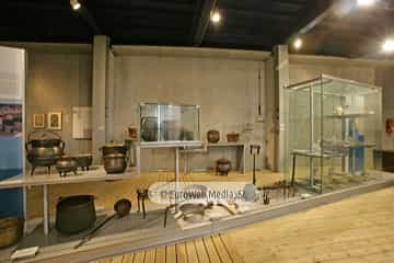 «Los asturianos en la cocina. La vida doméstica en Asturias, 1800-1965». Los asturianos en la cocina. La vida doméstica en Asturias, 1800-1965