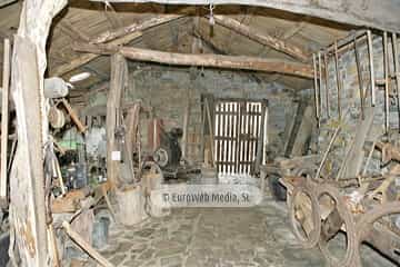 Museo Etnográfico de Esquíos