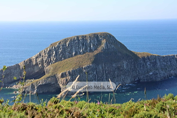 Monumento Natural Isla de Deva y Playón de Bayas