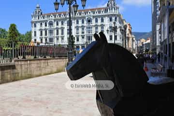 Escultura «Asturcones»