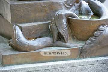 Escultura «La pescadera»