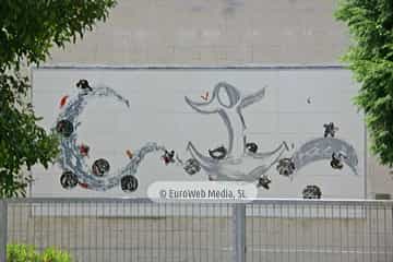 Mural «Anclados» en Candás