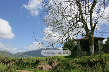 Capilla de Santa Ana en Cadanes