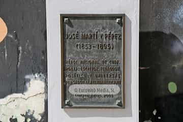 Escultura «José Martí y Pérez»
