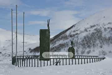 Escultura «Chus Valgrande»