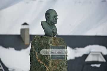 Escultura «Chus Valgrande»