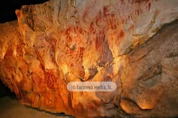 Parque de la Prehistoria de Teverga