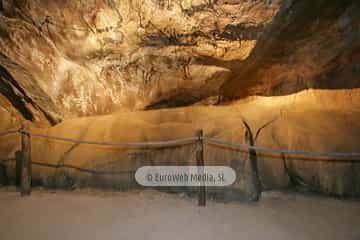 Parque de la Prehistoria de Teverga