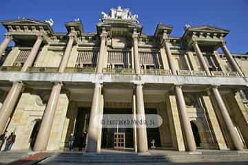 Teatro de la Laboral