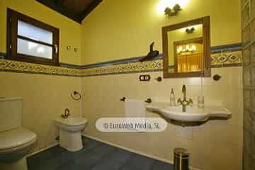 Baño. Casa rural El Avellano