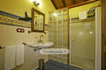 Baño. Casa rural El Avellano
