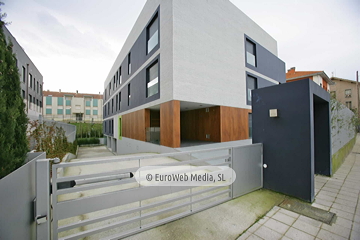 Edificio de viviendas «Mar de Tor» en la avenida de la Paz de Llanes