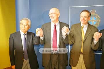 S. Iijima, S. Nakamura, R. Langer, G. M. Whitesides y T. Marks, Premio Príncipe de Asturias de Investigación Científica y Técnica. S. Iijima, S. Nakamura, R. Langer, G. M. Whitesides y T. Marks, Premio Príncipe de Asturias de Investigación Científica y Técnica 2008