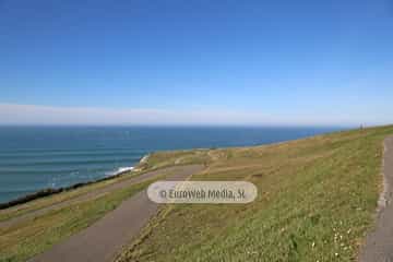 Sendero litoral de la costa este de Gijón