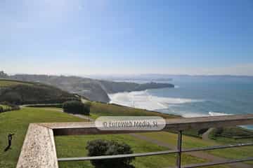 Sendero litoral de la costa este de Gijón