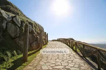 Sendero litoral de la costa este de Gijón