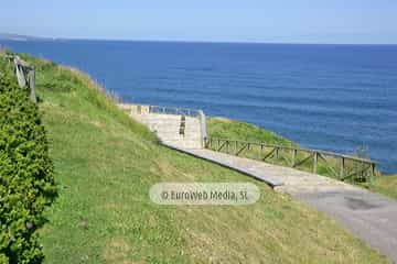 Sendero litoral de la costa este de Gijón