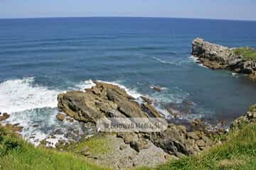 Sendero litoral de la costa este de Gijón