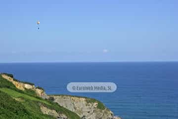 Sendero litoral de la costa este de Gijón