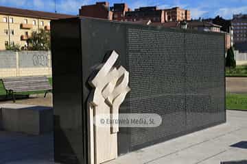 Escultura «Monumento a las víctimas del terrorismo (1968-2007)». Escultura «Monumento a las víctimas del terrorismo»