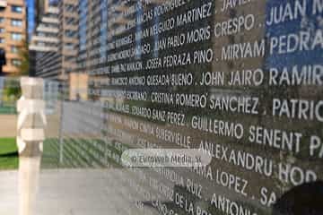 Escultura «Monumento a las víctimas del terrorismo (1968-2007)». Escultura «Monumento a las víctimas del terrorismo»