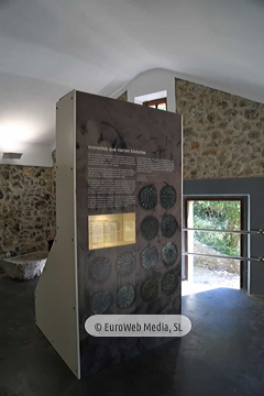 Centro de Interpretación de San Emeterio y la Cueva de El Pindal