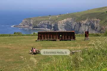 Escultura «Castillo de Salas» en Gijón