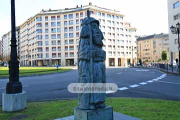 Escultura «Santiago Peregrino»