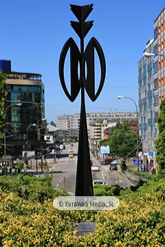 Escultura «La Espiga»