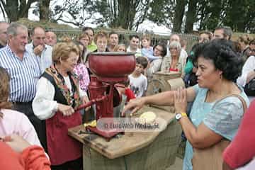 Mercado tradicional de Oles. Mercáu tradicional de Oles