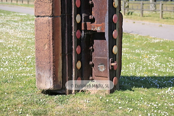 Escultura «Vulcano y Prometeo»