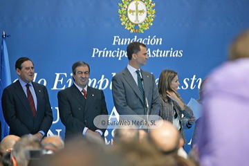 Comunidad vecinal de San Tirso de Abres, Premio al Pueblo Ejemplar de Asturias 2011. San Tirso de Abres, Premio al Pueblo Ejemplar de Asturias 2011